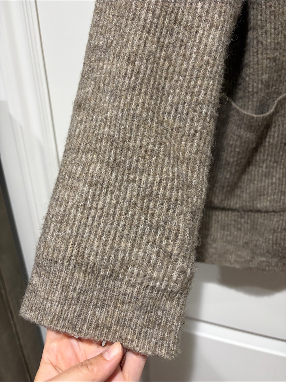 H&M Taupe Ribbed V-Neck Button Cardigan - Picture 2 of 4